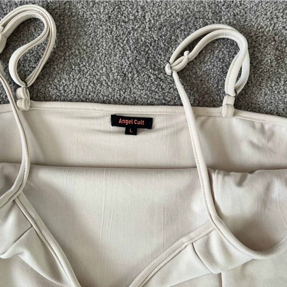 Angel Cult - 2 piece active wear set - Picture 6 of 7